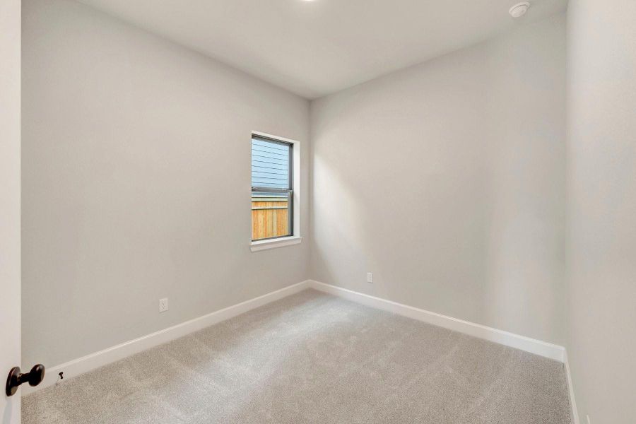 Spacious, unfurnished interior of a new home in Sienna - Landmark Row Collection, Missouri City (Image 25). Spacious, unfurnished interior of a new home in Sienna - Landmark Row Collection, Missouri City (Image 25).
