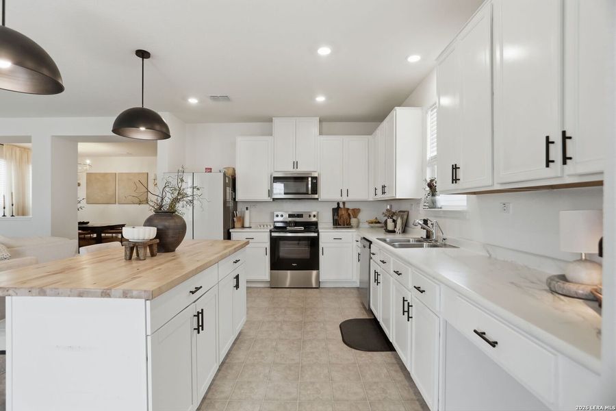 Furnished interior view inside a new home in , San Antonio (Image 18).