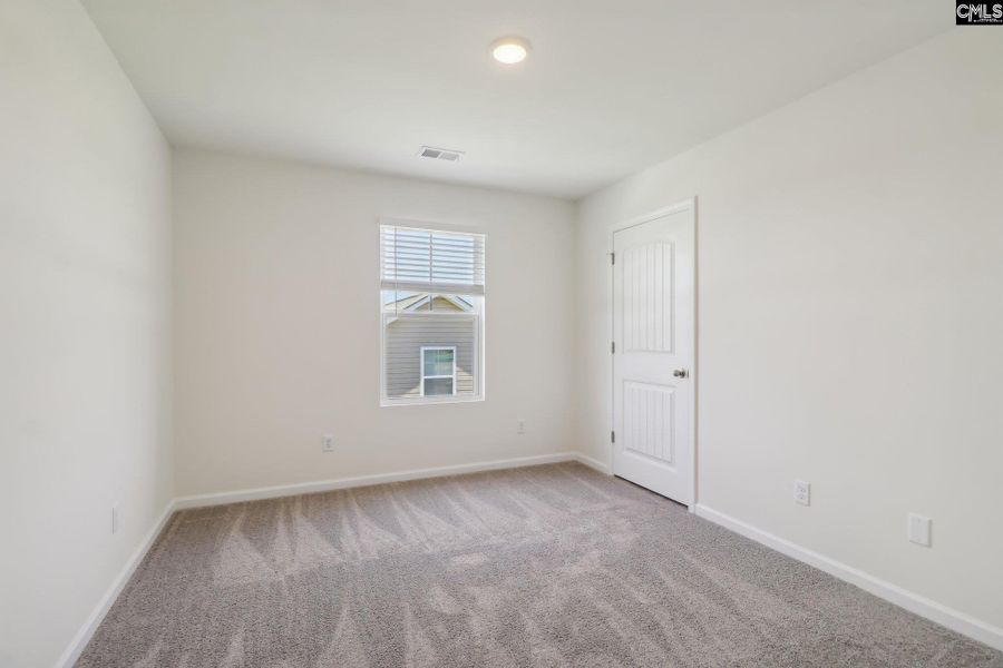 Spacious, unfurnished interior of a new home in Old Charleston Acres, Pelion (Image 20).