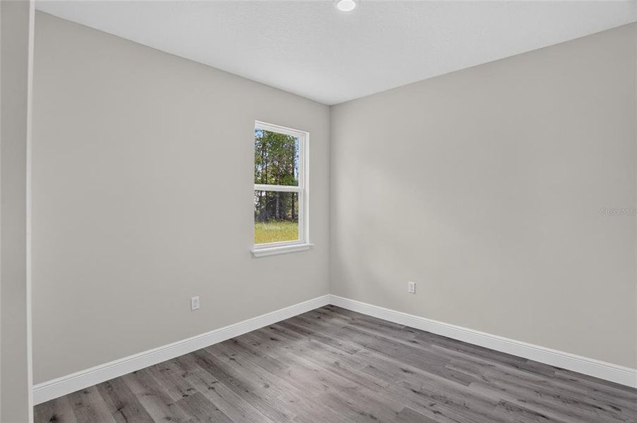 Spacious, unfurnished interior of a new home in , Citrus Springs (Image 15).