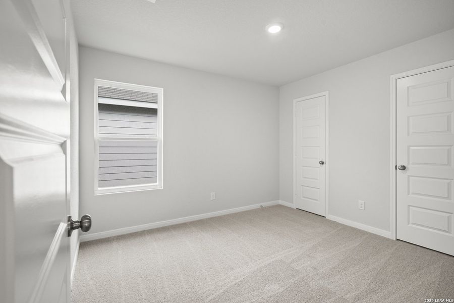 Spacious, unfurnished interior of a new home in Dauer Ranch, New Braunfels (Image 24). Spacious, unfurnished interior of a new home in Dauer Ranch, New Braunfels (Image 24).