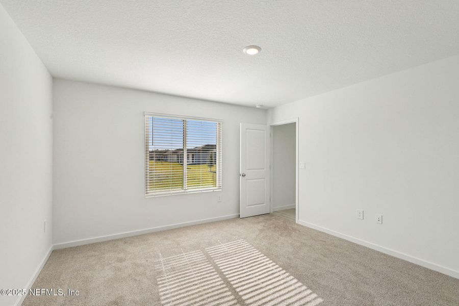 Spacious, unfurnished interior of a new home in Cypress Meadows - Signature Series, Jacksonville (Image 22).