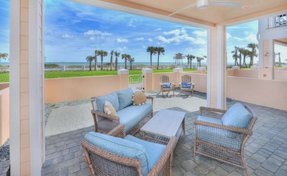 Exterior details and patio area of a home in Verona Oceanside, Ormond Beach (Image 25).