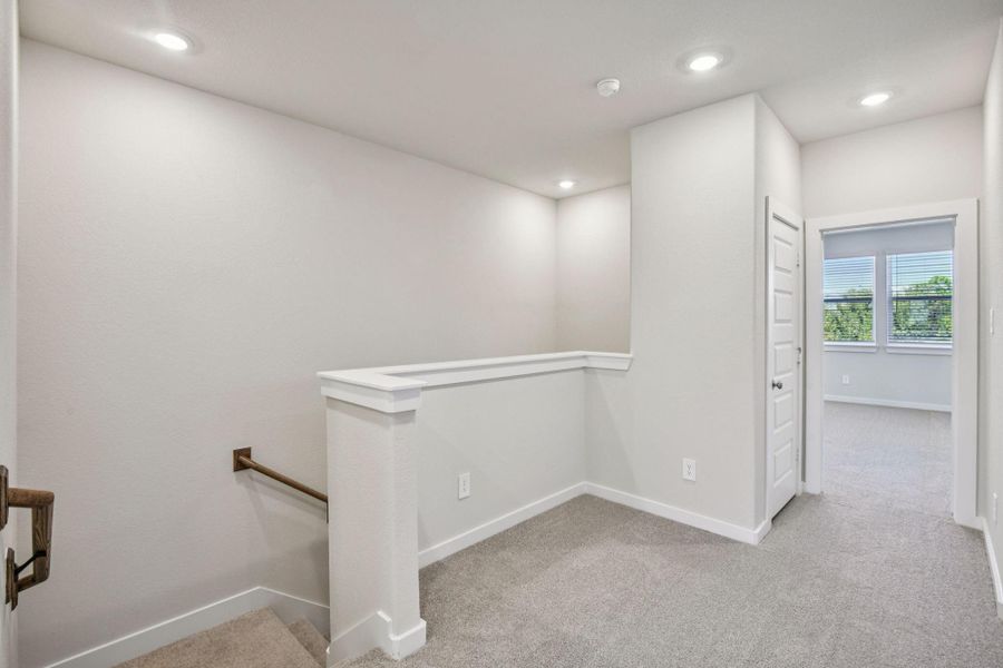 Photo is not of the actual home, but is an inspirational photo of builder’s model home and may depict options, furnishings, and/or decorator features that are not included Photo is not of the actual home, but is an inspirational photo of builder’s model home and may depict options, furnishings, and/or decorator features that are not included