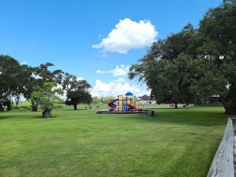 Community amenities in , Angleton (Image 15). Community amenities in , Angleton (Image 15).