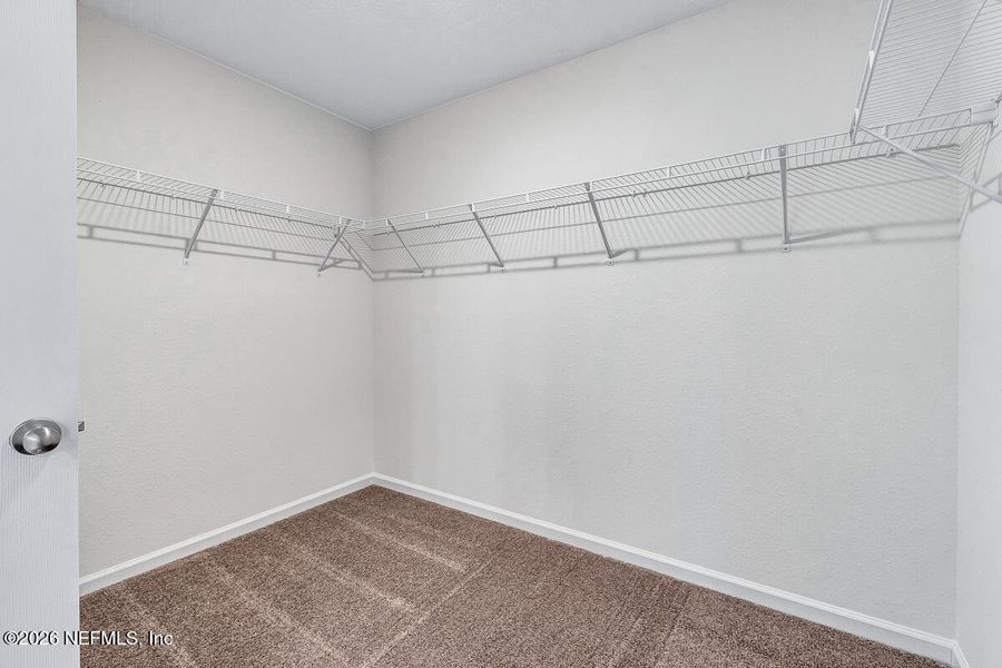 Spacious, unfurnished interior of a new home in Panther Creek, Jacksonville (Image 15).