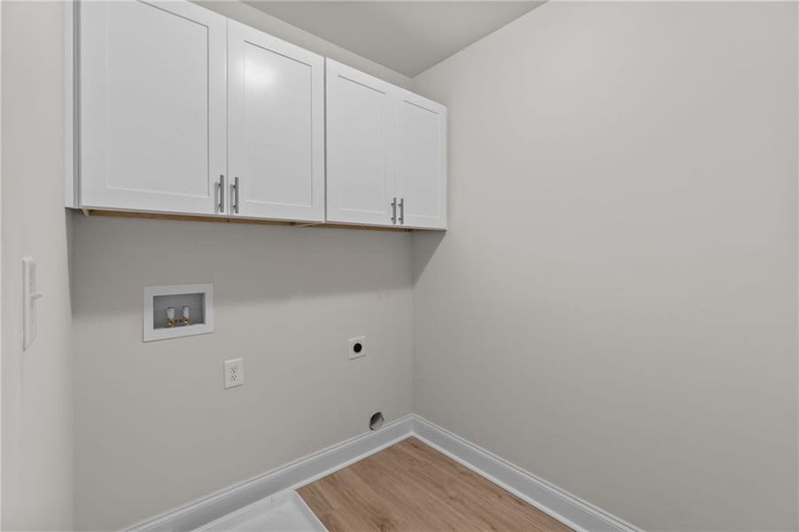 Spacious, unfurnished interior of a new home in , Commerce (Image 27).