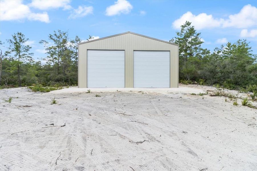38 x 52 Metal Shop