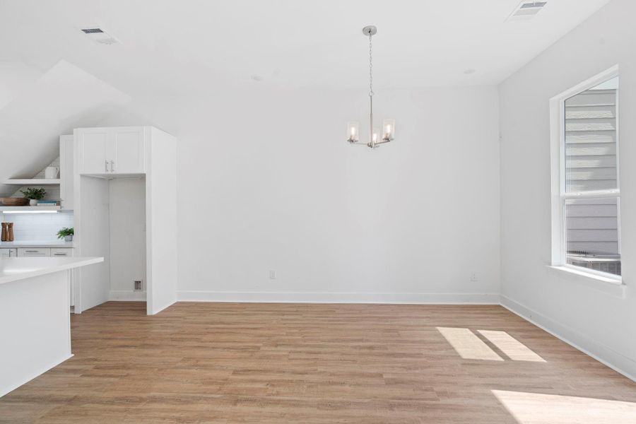 Dedicated dining area and living area