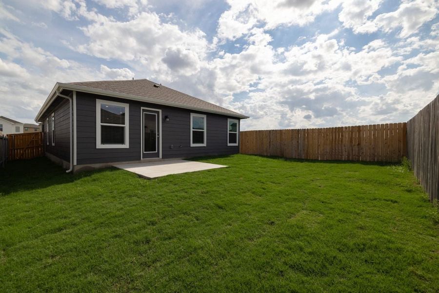 Exterior details and patio area of a home in Sonterra - Cool Water, Jarrell (Image 16).