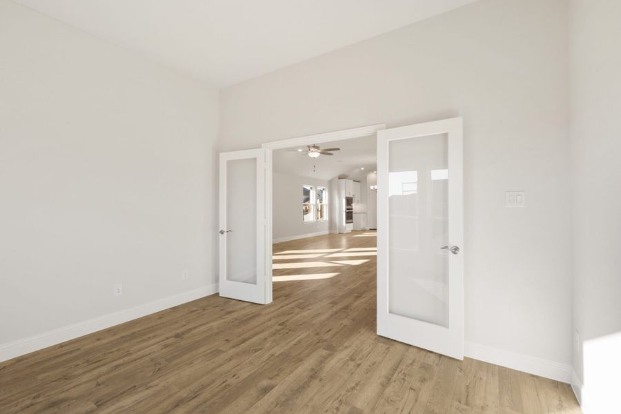 Spacious, unfurnished interior of a new home in Elevon, Lavon (Image 37).