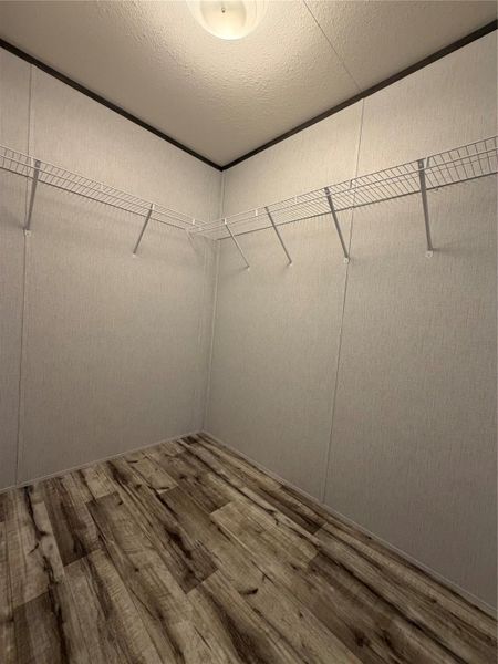 Spacious, unfurnished interior of a new home in , Oyster Creek (Image 15).