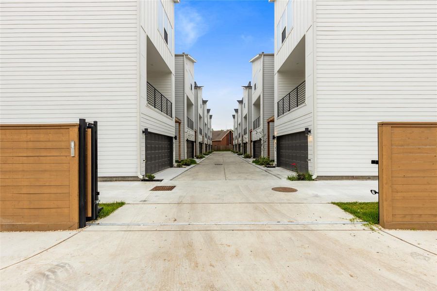 Exterior details and patio area of a home in , Houston (Image 17).