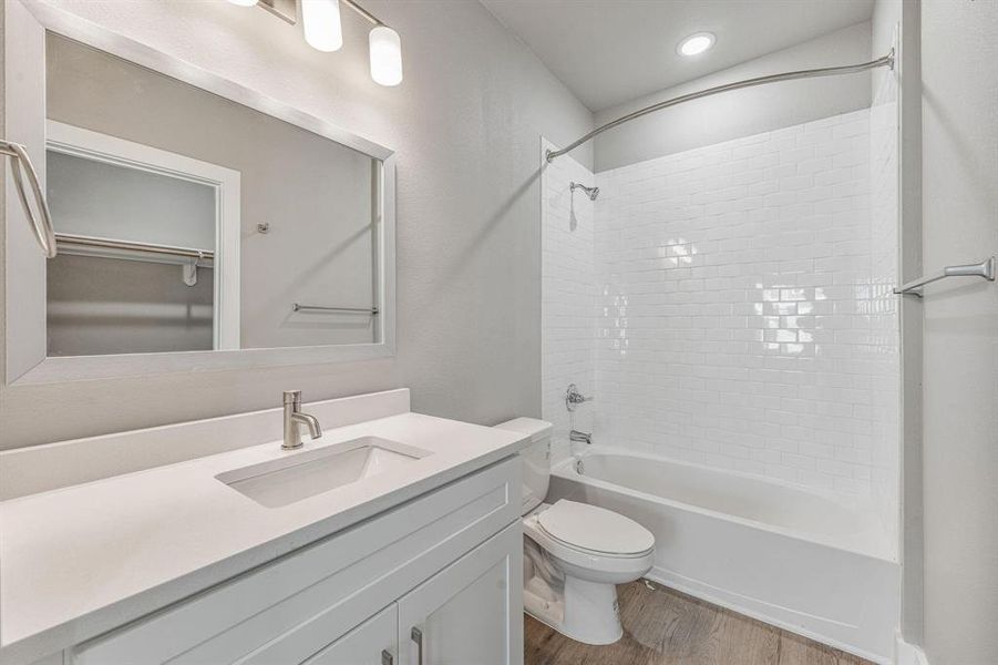 Furnished interior view inside a new home in , Stephenville (Image 8).