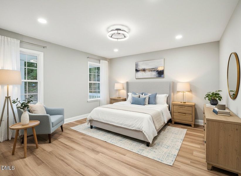 chat_staged_16-web-or-mls-Ridley St-S121