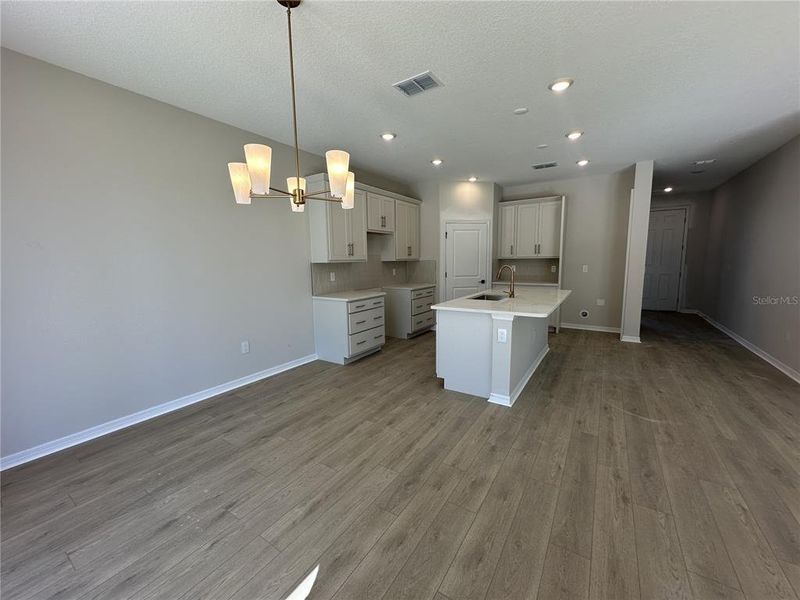 Spacious, unfurnished interior of a new home in Berry Bay, Wimauma (Image 15).