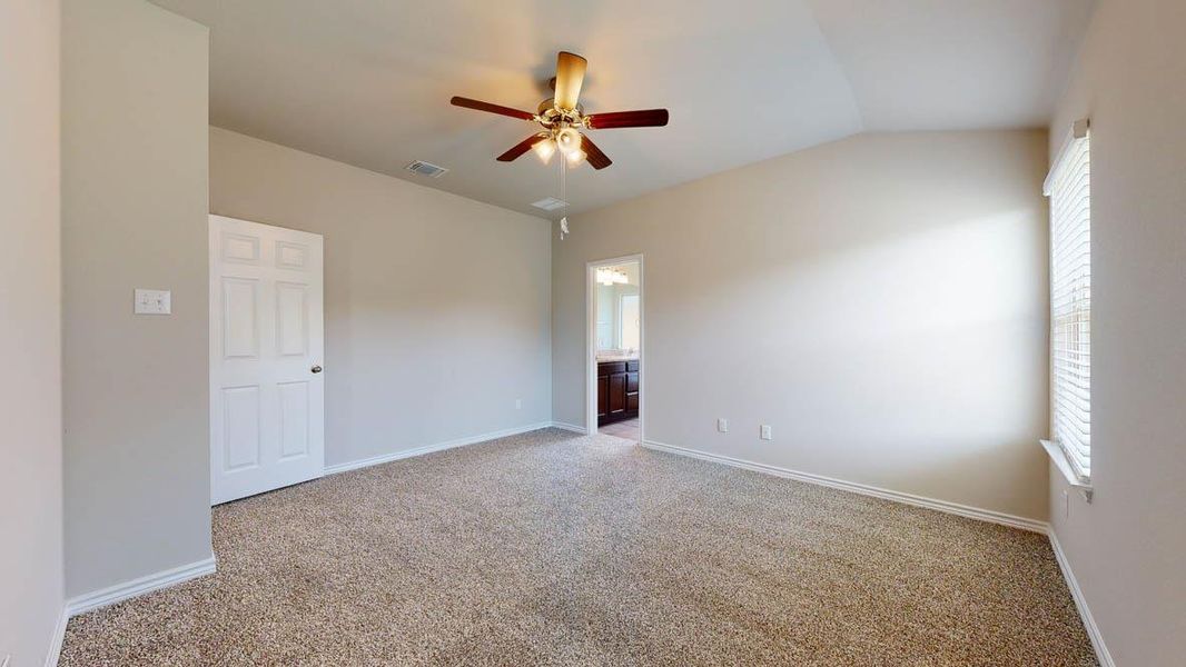 Spacious, unfurnished interior of a new home in Creekfall, Burnet (Image 18). Spacious, unfurnished interior of a new home in Creekfall, Burnet (Image 18).