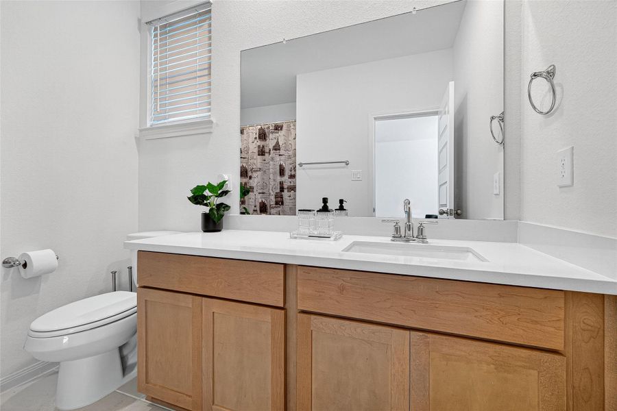 Furnished interior view inside a new home in Anderson Lakes, Houston (Image 9). Furnished interior view inside a new home in Anderson Lakes, Houston (Image 9).