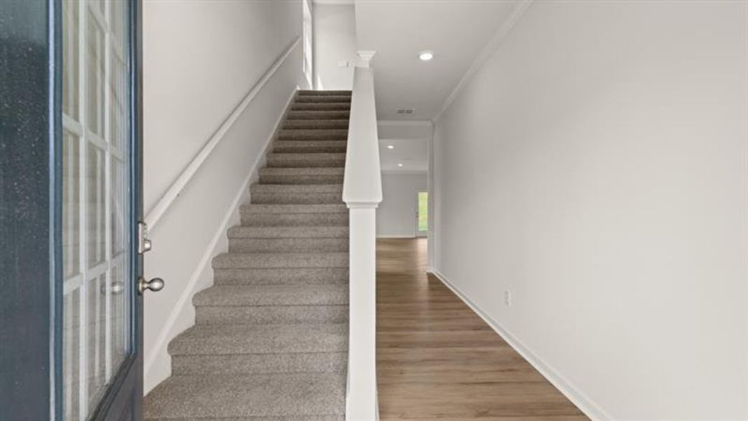 Spacious, unfurnished interior of a new home in Sheffield Highlands, Dallas (Image 19).