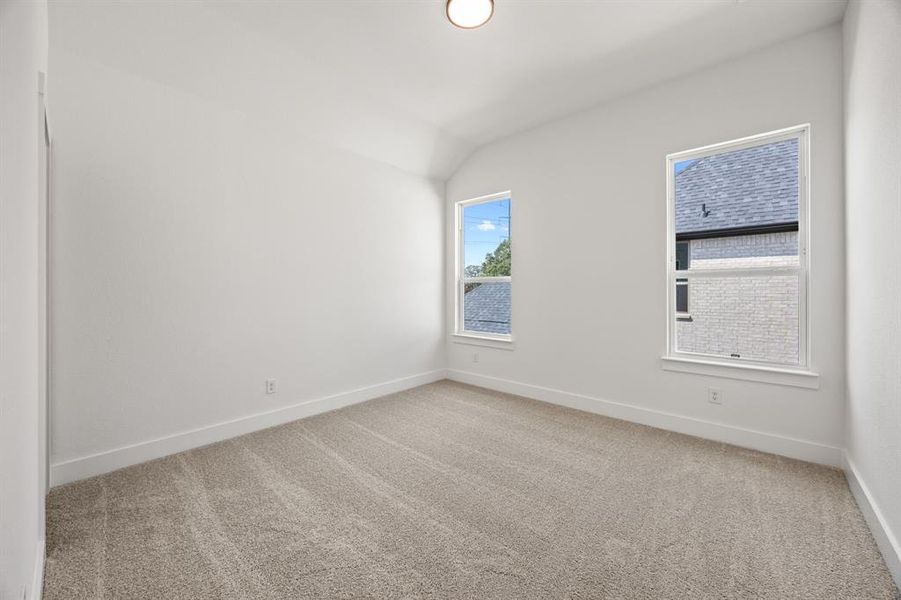 Spacious, unfurnished interior of a new home in Chatham Reserve, Providence Village (Image 18).