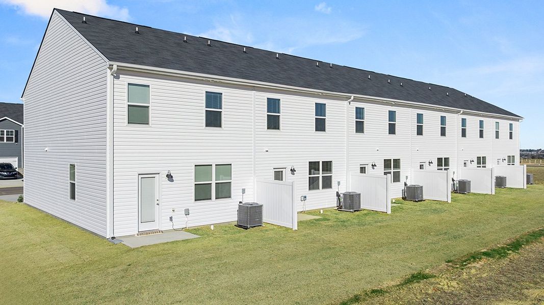 Exterior details and patio area of a home in Weatherstone, Grovetown (Image 20).