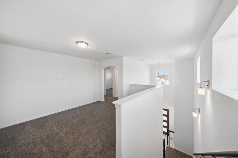 Spacious, unfurnished interior of a new home in Rollingbrook Estates, Baytown (Image 21). Spacious, unfurnished interior of a new home in Rollingbrook Estates, Baytown (Image 21).