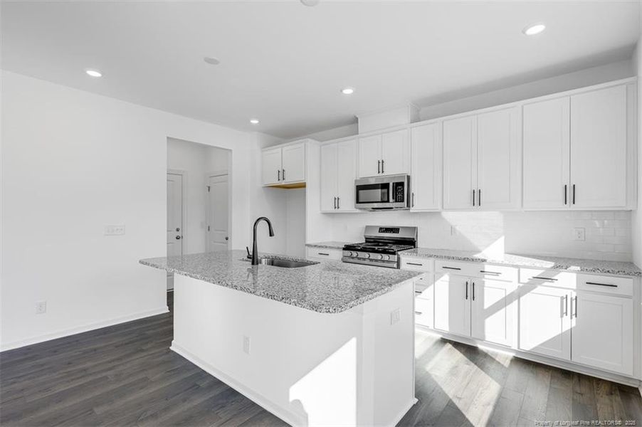 543 Claftin Street - Ready Now!