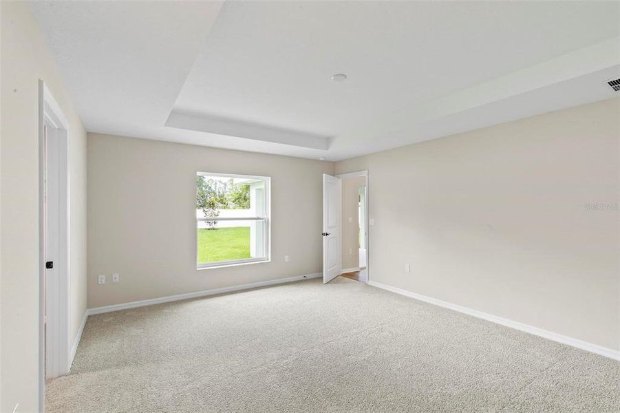 Spacious, unfurnished interior of a new home in , Palm Coast (Image 46).