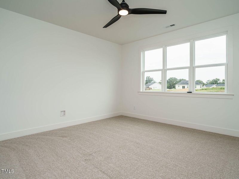 036-1280x960-bonus-room