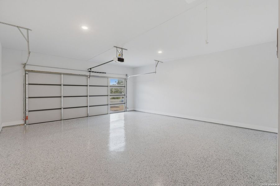 Spacious, unfurnished interior of a new home in , Spring Branch (Image 21).