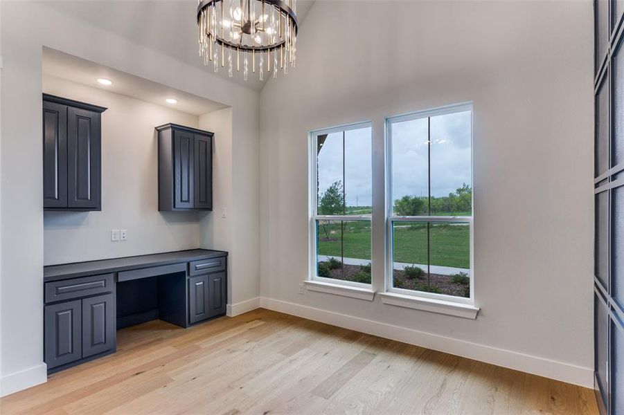 Spacious, unfurnished interior of a new home in , Aledo (Image 29).