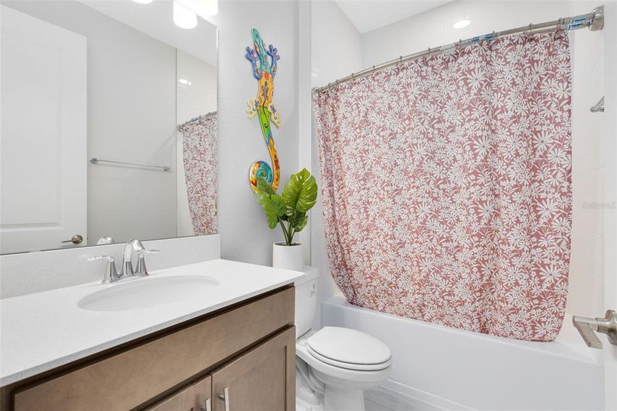 Furnished interior view inside a new home in Eden at Crossprairie, St. Cloud (Image 26).