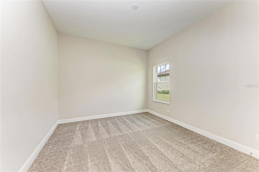 Spacious, unfurnished interior of a new home in Creek Ridge Preserve, Lithia (Image 21).