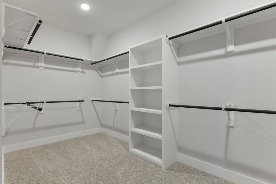 Furnished interior view inside a new home in Lago Mar, Texas City (Image 9).