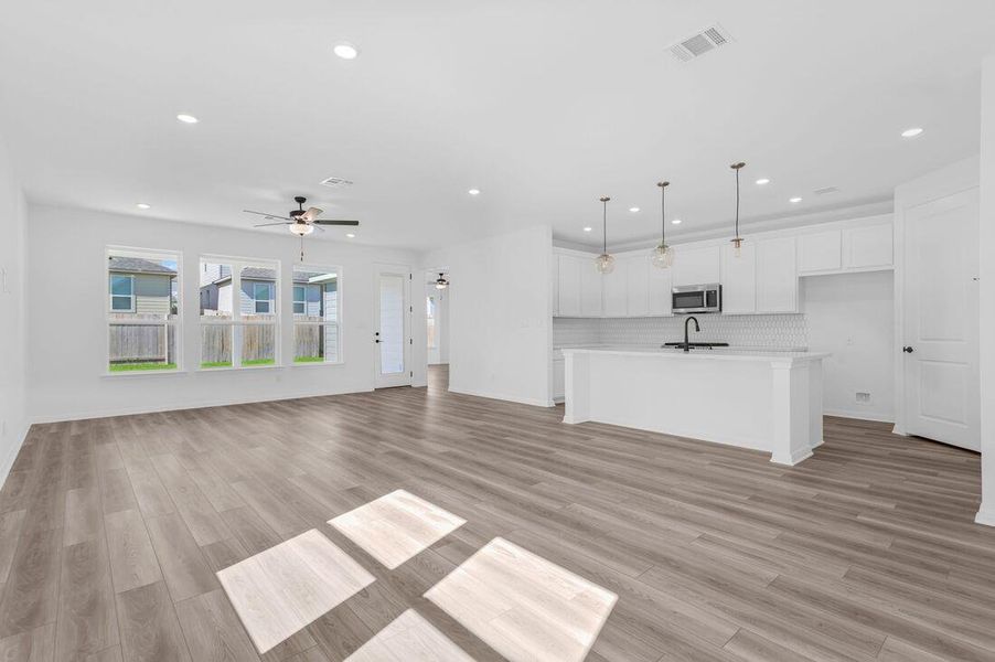 113 Wingstem Way ~ Ready Now 113 Wingstem Way ~ Ready Now