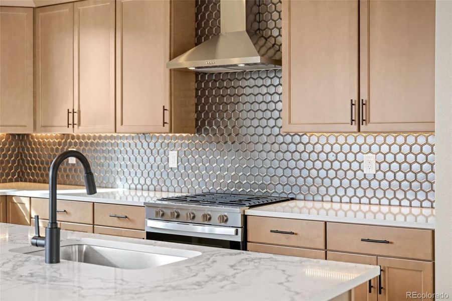 Close-up of interior finishes inside a home in Baseline, Broomfield (Image 18).