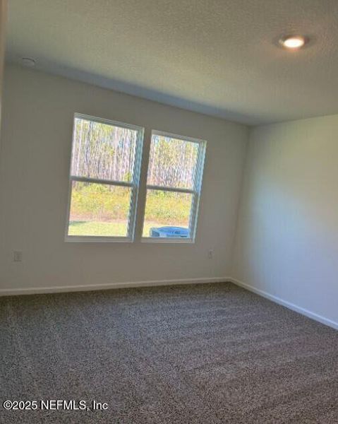 Spacious, unfurnished interior of a new home in Copes Landing, Jacksonville (Image 48).