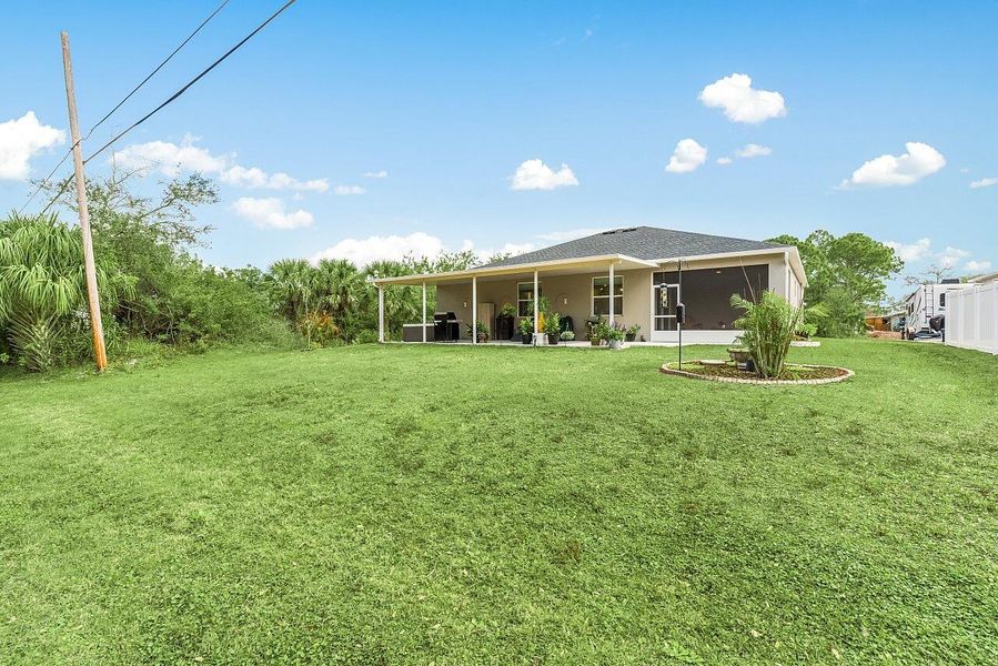 9225-103rd-Ct-HigMedia-047-1280