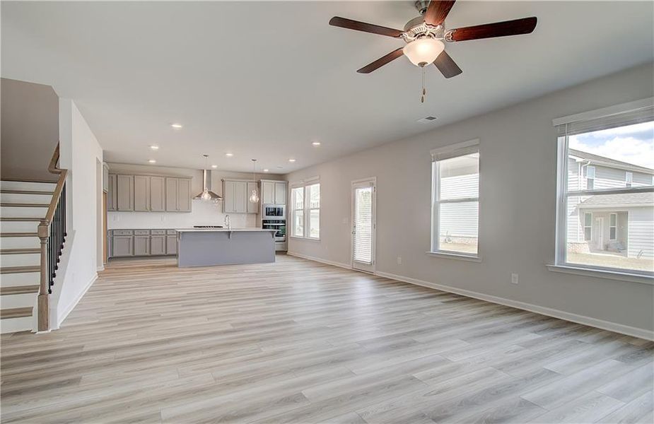 Spacious, unfurnished interior of a new home in Cooper Park, McDonough (Image 26).