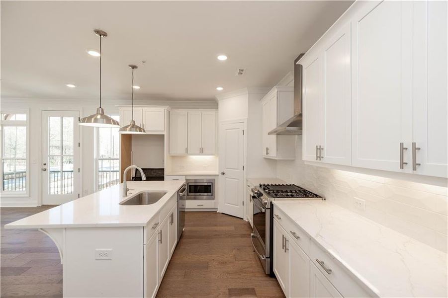 Furnished interior view inside a new home in Ecco Park, Alpharetta (Image 11). Furnished interior view inside a new home in Ecco Park, Alpharetta (Image 11).