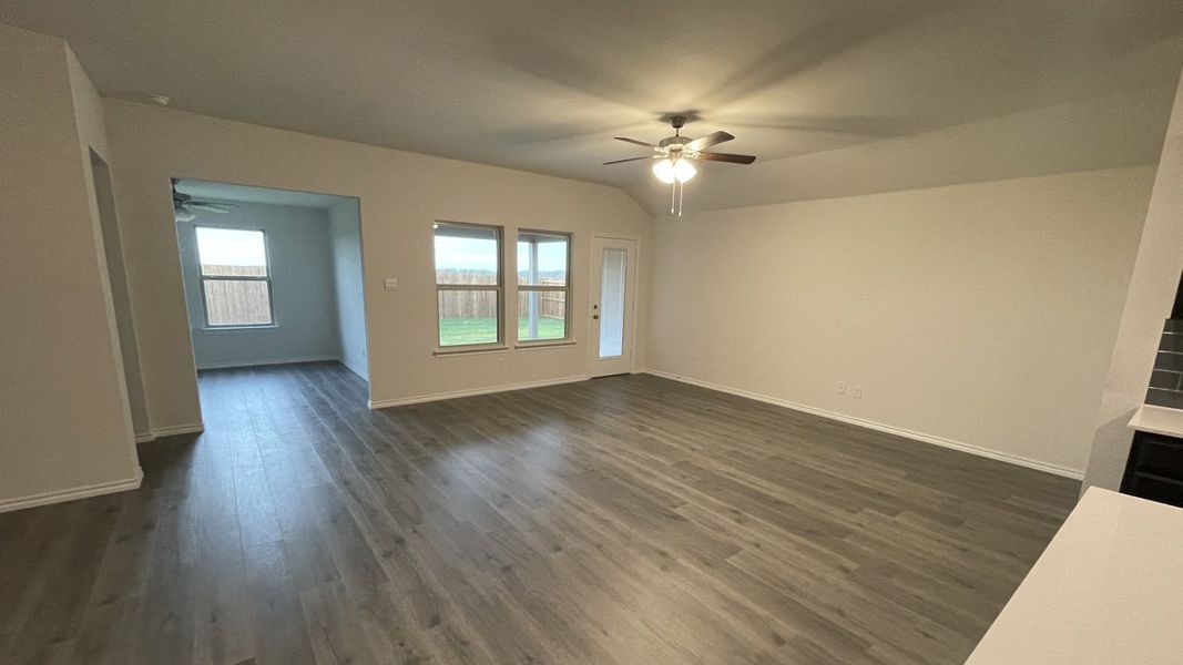 Spacious, unfurnished interior of a new home in Waverly Estates, Josephine (Image 8).