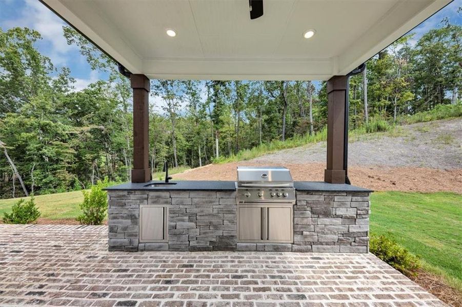 Image 43 of a home in .