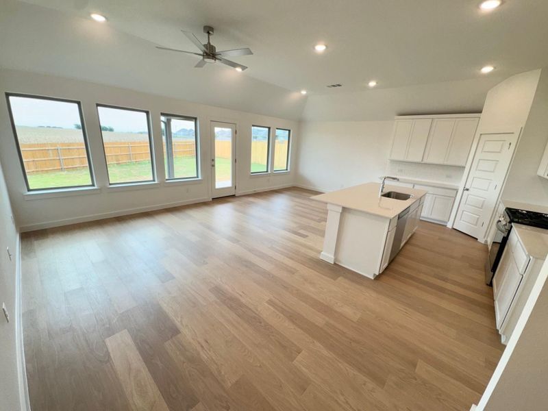 Spacious, unfurnished interior of a new home in Prairie Winds, Hutto (Image 26). Spacious, unfurnished interior of a new home in Prairie Winds, Hutto (Image 26).