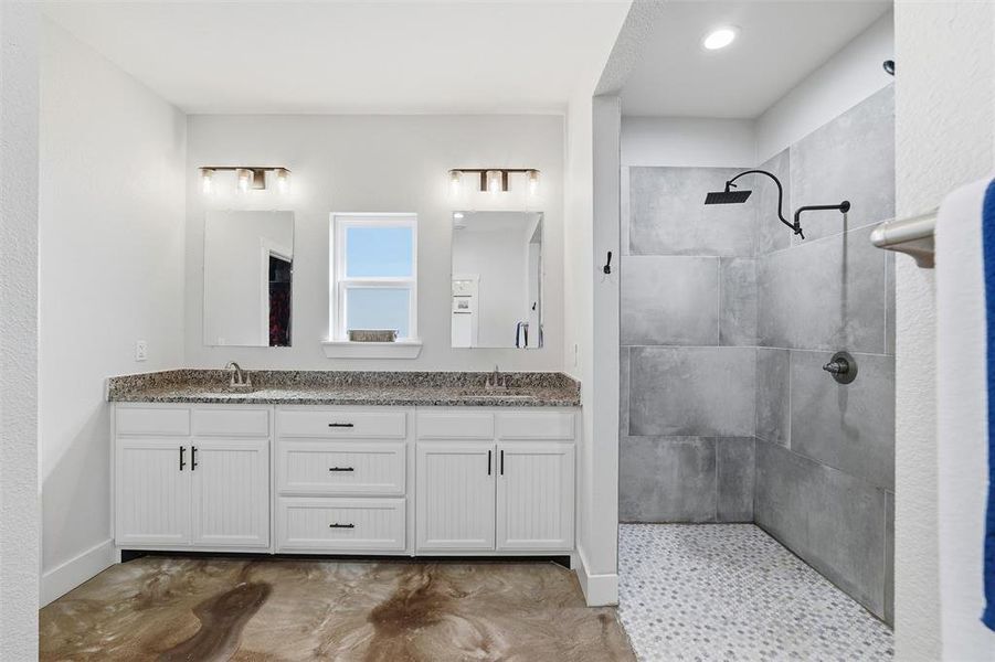 Furnished interior view inside a new home in , Weatherford (Image 9). Furnished interior view inside a new home in , Weatherford (Image 9).