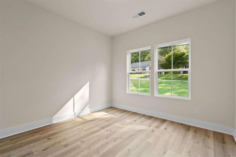 Spacious, unfurnished interior of a new home in , Temple (Image 30).