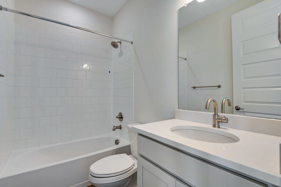 Furnished interior view inside a new home in The Aurora Highlands, Aurora (Image 16).