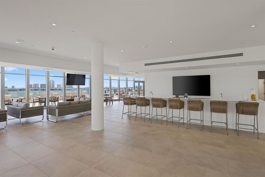 220 Lake Shore Drive - 64.JPG-FULL 220 Lake Shore Drive - 64.JPG-FULL