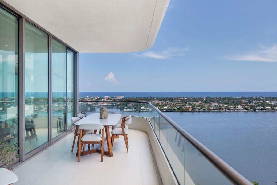 Exterior details and patio area of a home in , West Palm Beach (Image 38).