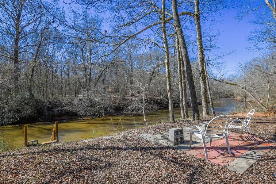 Image 37 of a home in .