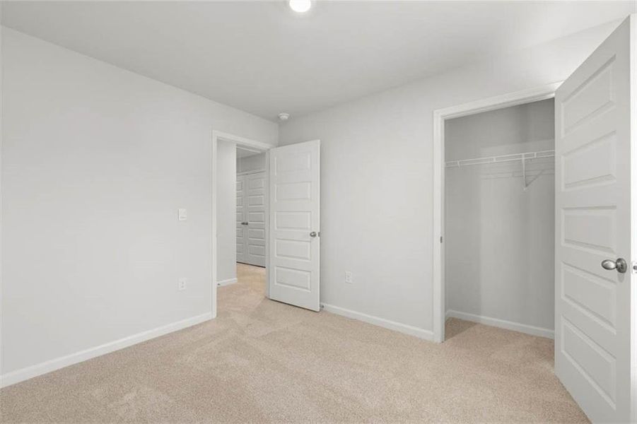 Spacious, unfurnished interior of a new home in Echo Glen, Stockbridge (Image 25).
